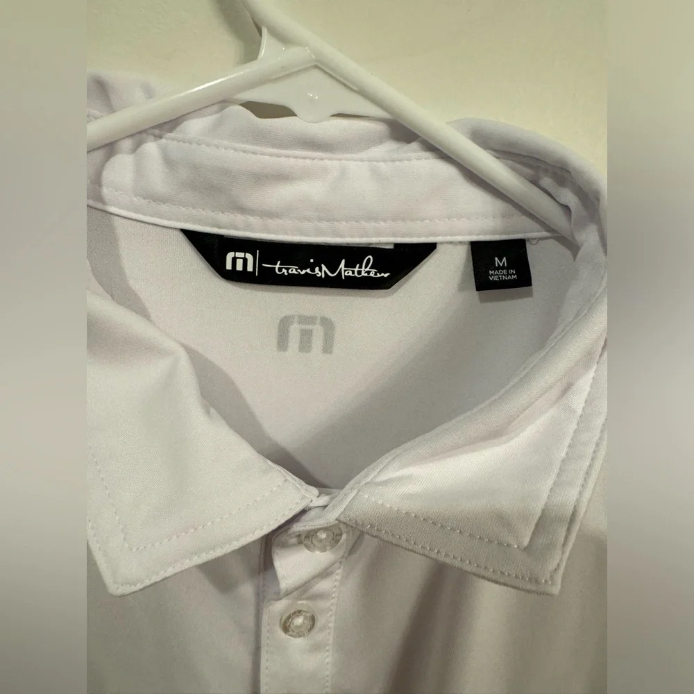 Travis Mathew Polo Shirt‎ Mens Size Medium White Solid Golf Short Sleeve